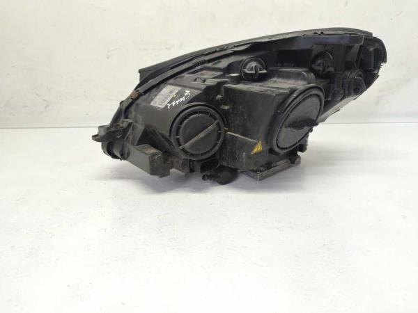 PHARE DROIT MERCEDES - Vue 2